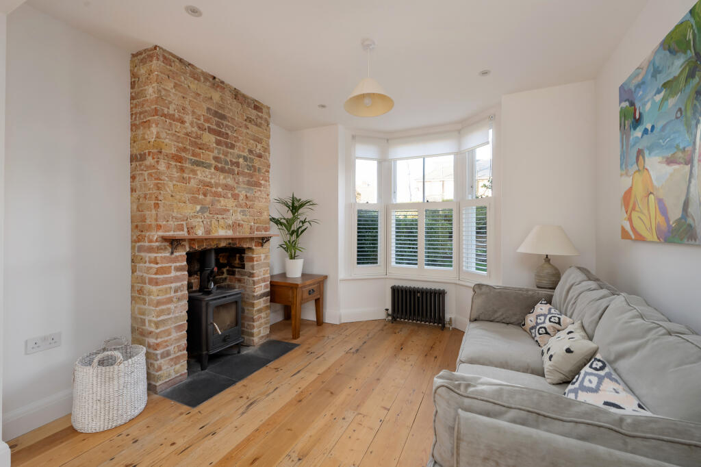 Island Wall, Whitstable