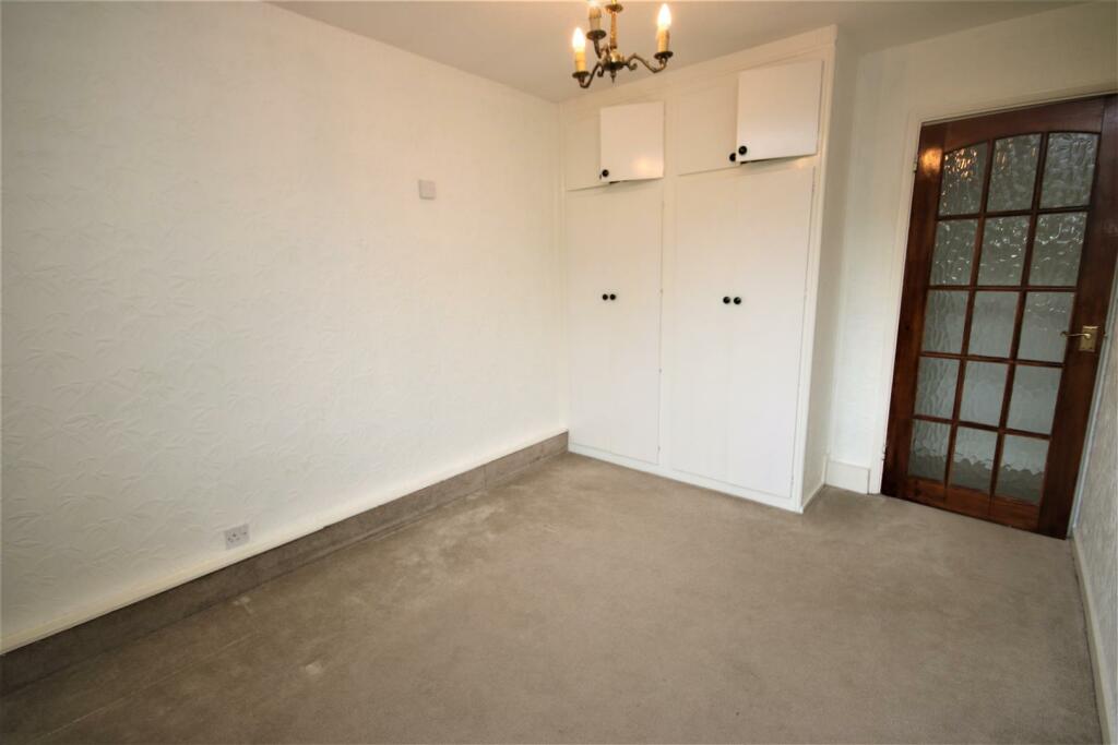 BEDROOM 2: