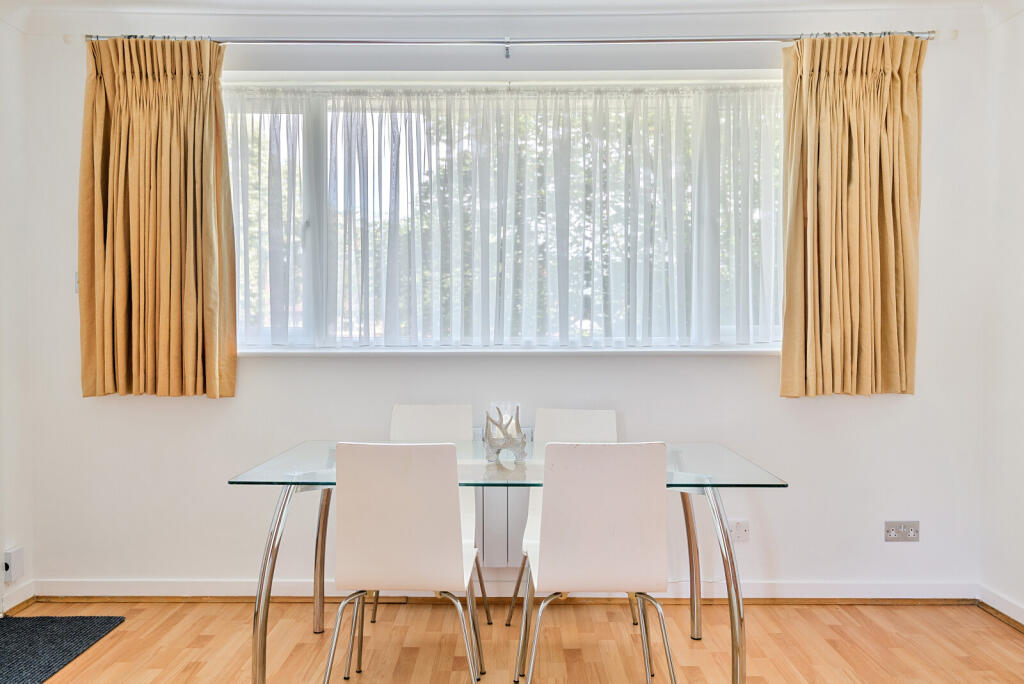 1307122-16-684fe5...