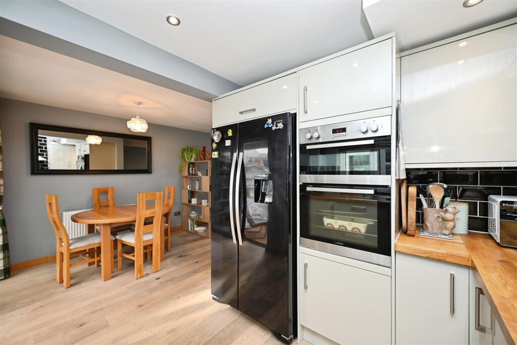 Lounge/Diner/Kitchen