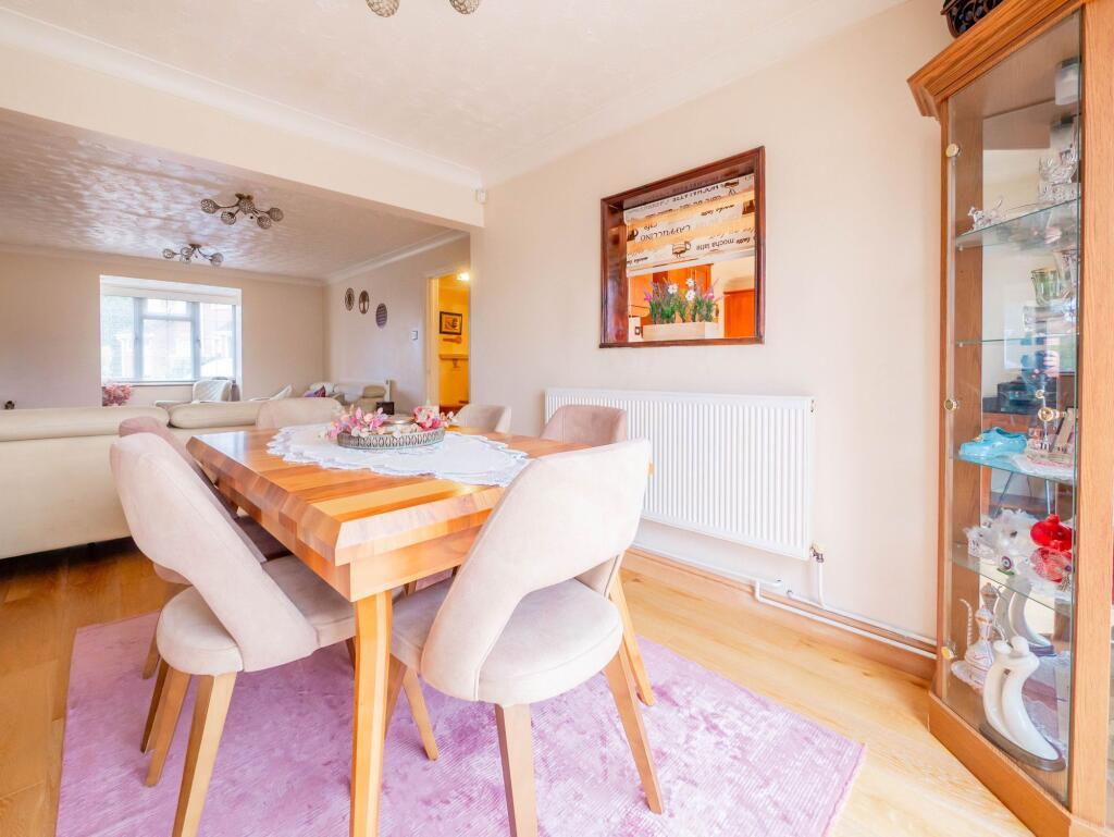 Dining Rm
