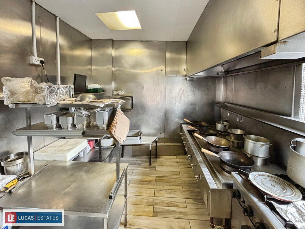 cee43890-image_pi...