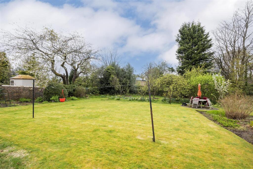 15_GARNGABER_AVE_LENZIE_011.JPG