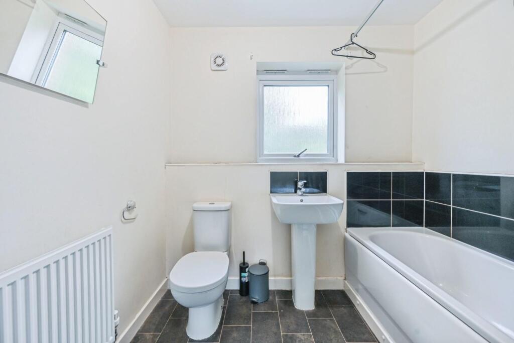 24langleyway-6.jpg