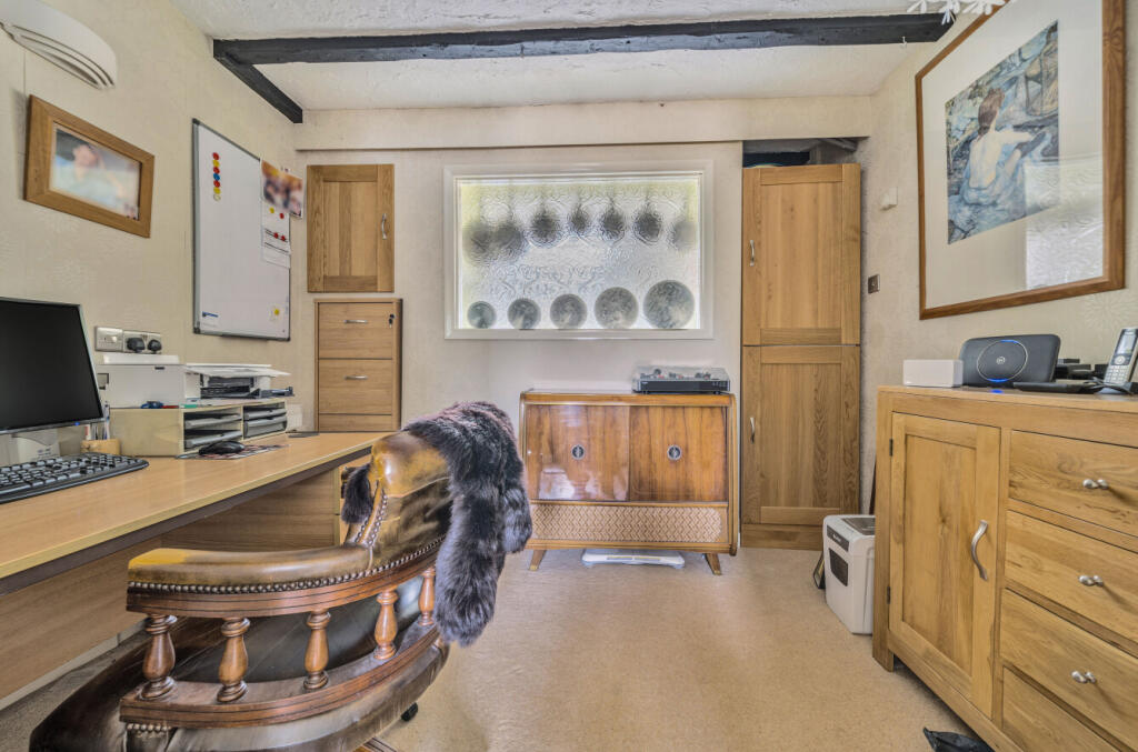 1290011-8-6825b35...