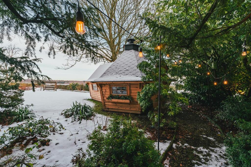 Arctic Cabin