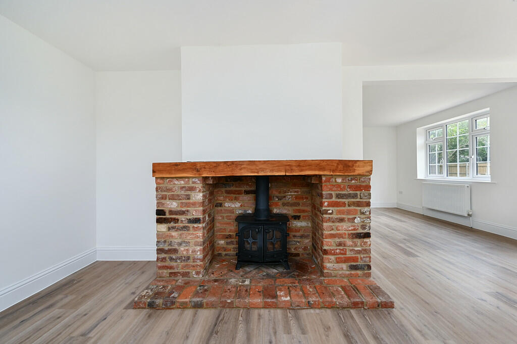 Elm Lodge - Apple...