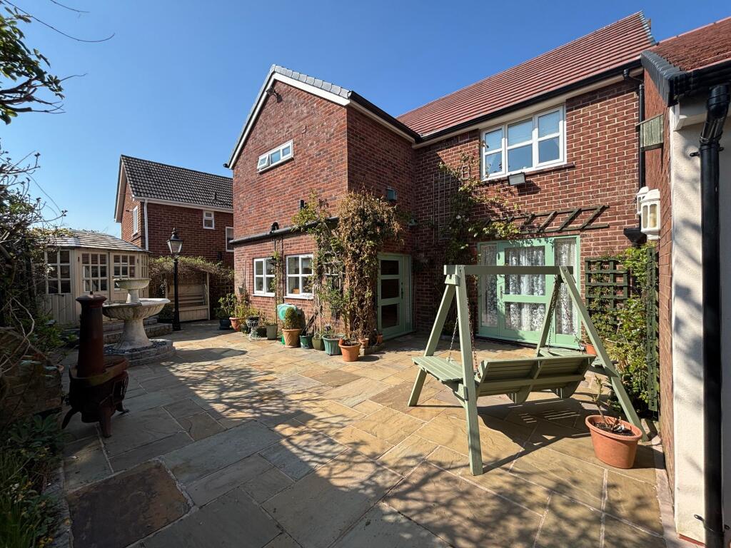 Garden/Rear