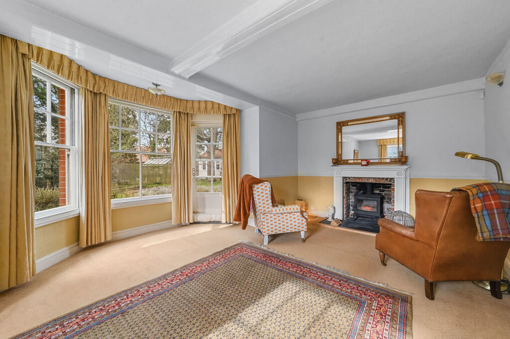 PT-TV-HawksmillHo...