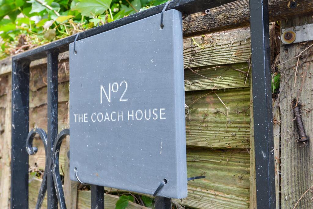 The Coach House10.jpg
