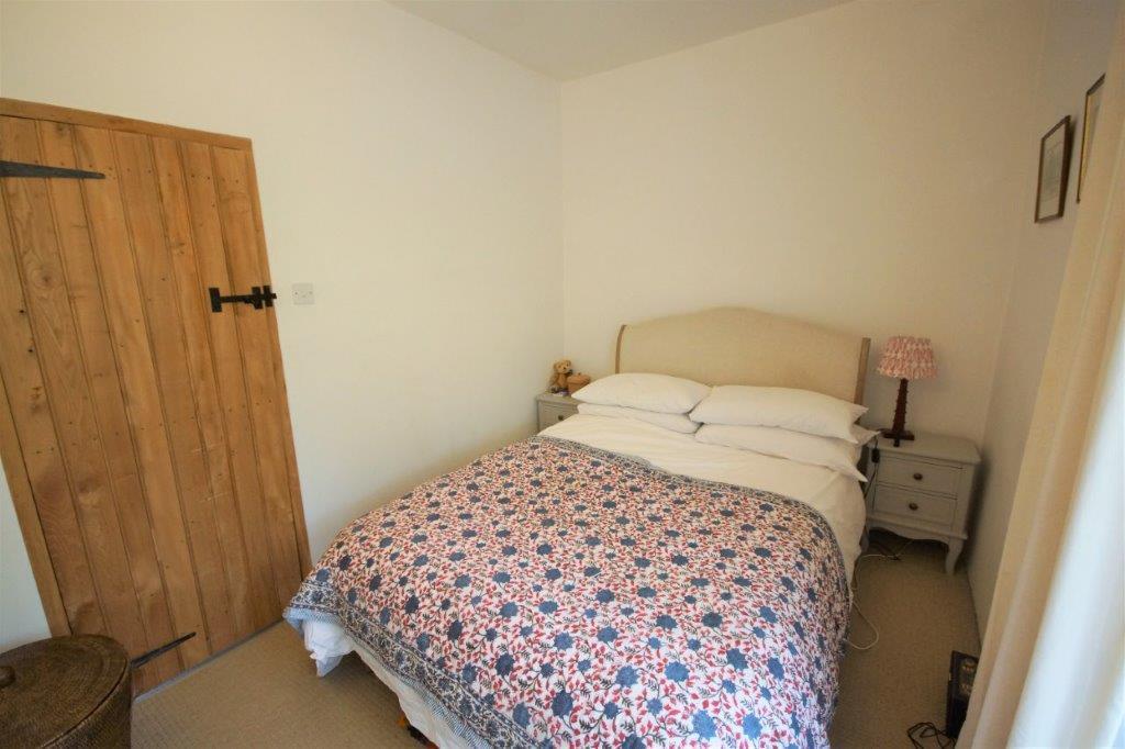 The Cottage - Bedroom 1.jpg
