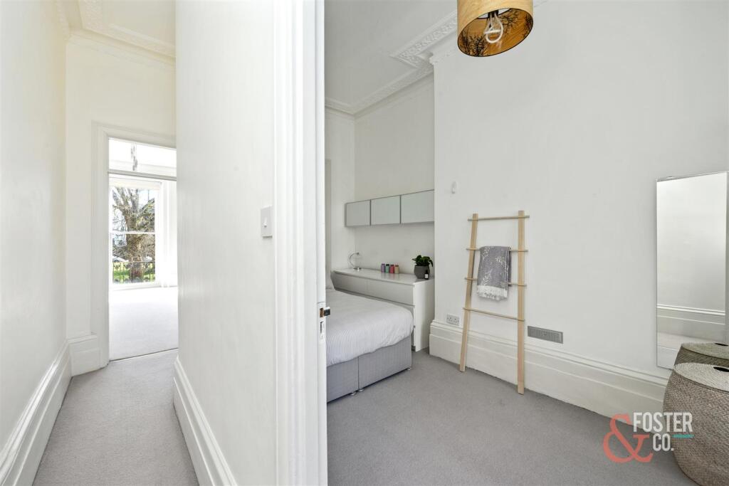 Vernon Terrace, 15, Flat 2-013.jpg