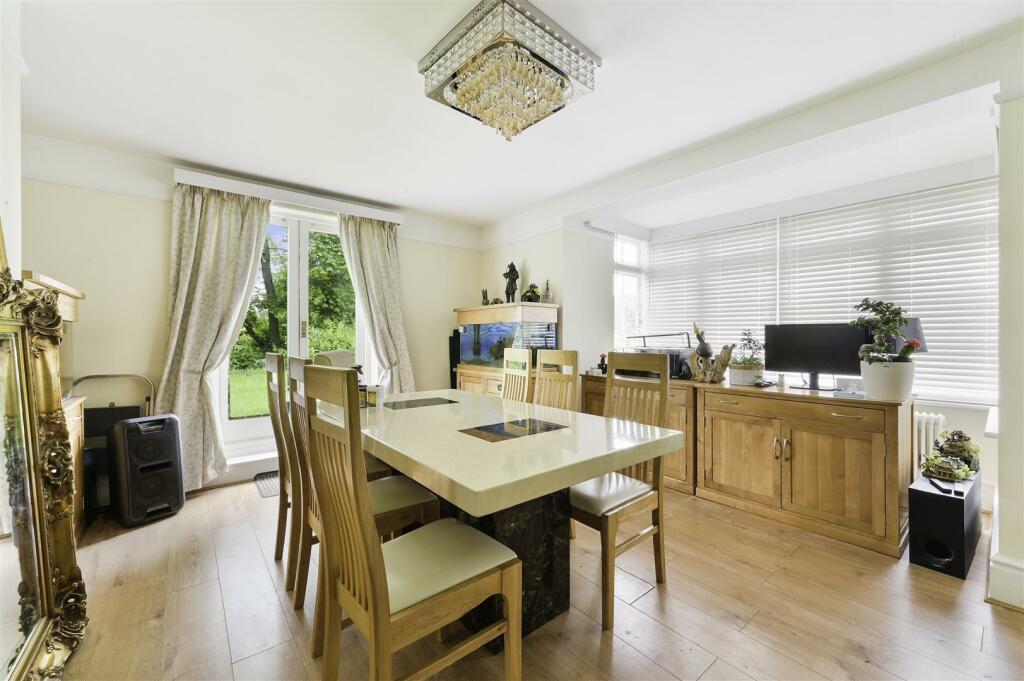 FRITH PARK FARM- (14).jpg