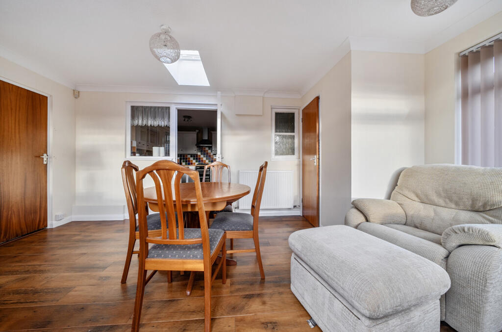 1384083-9-6924281...