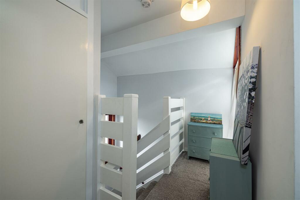 4 Bemersyde Crescent Selkirk 20.JPG