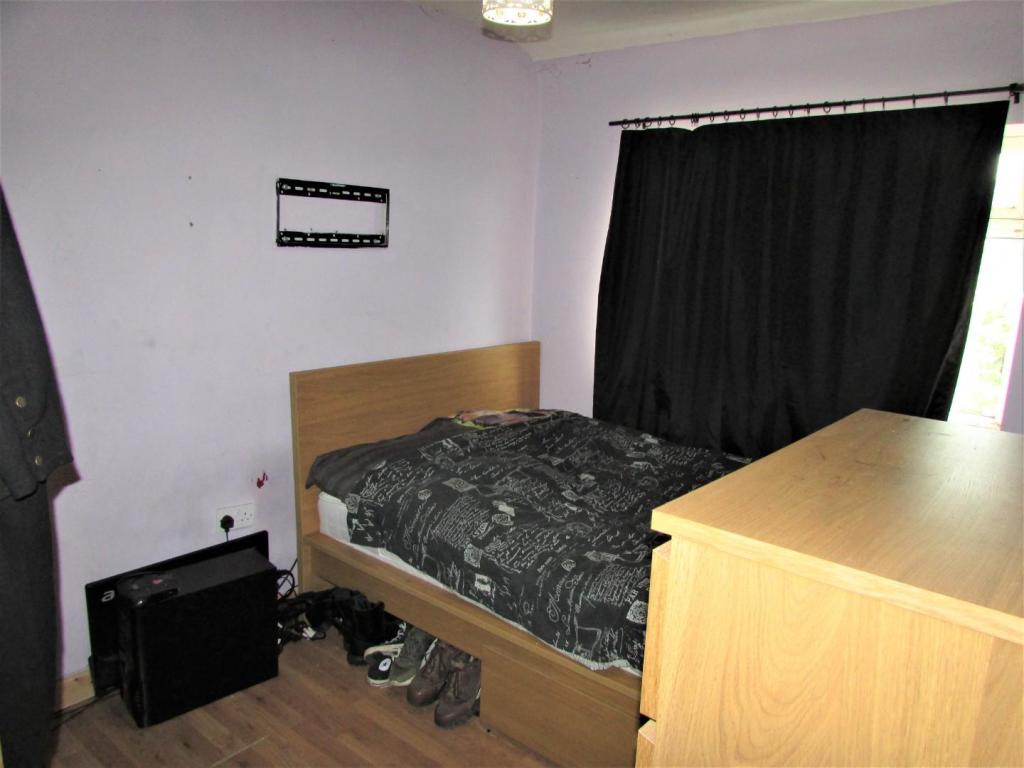 ShelleyRd14bed2.JPG