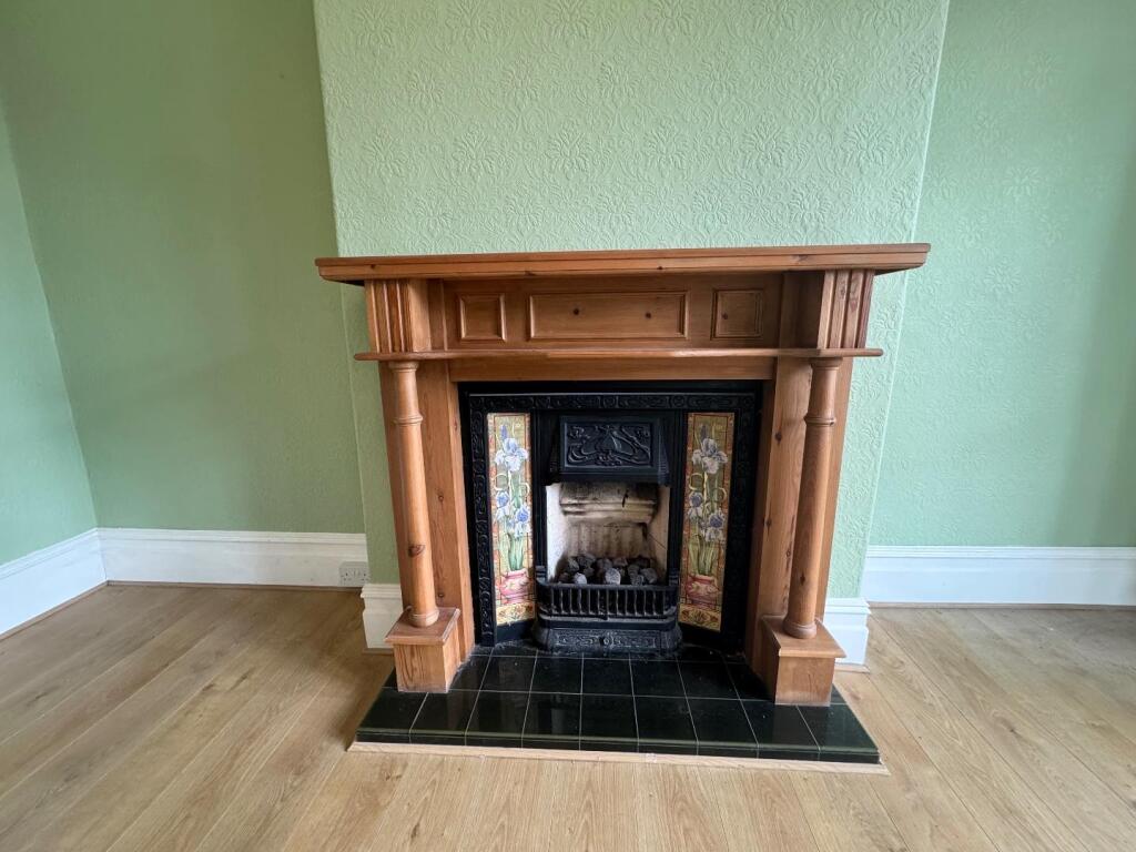 FIRE SURROUND