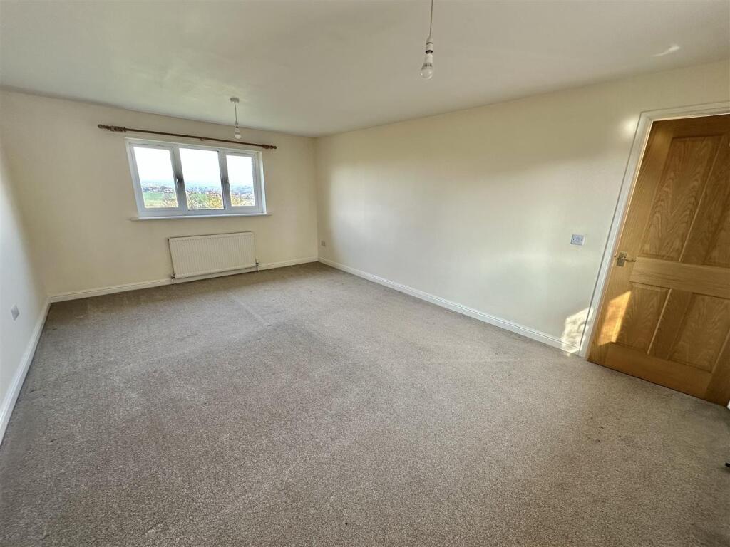 Bramleys Estate Agents - Bullace Trees Lane -  (7)