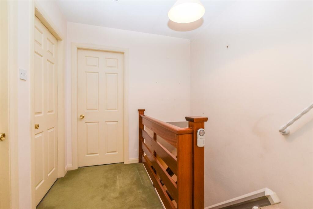 Constables - 15 Old Farm-15.jpg