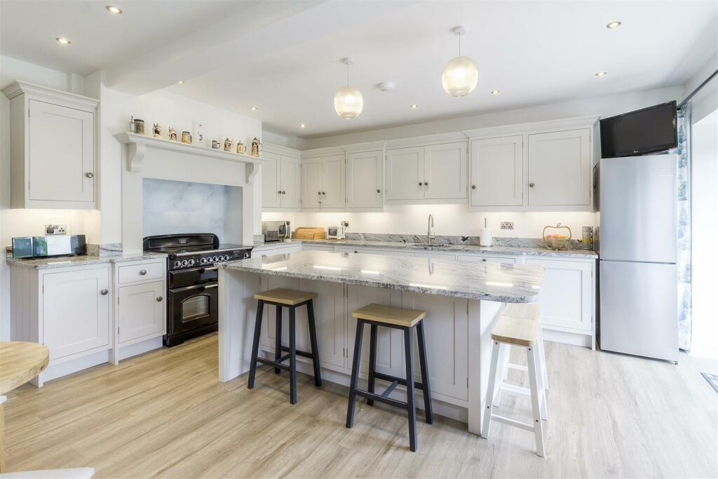 3 Poplars Yard, Shuttington