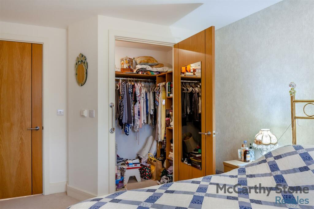 8629728-interior13.jpg
