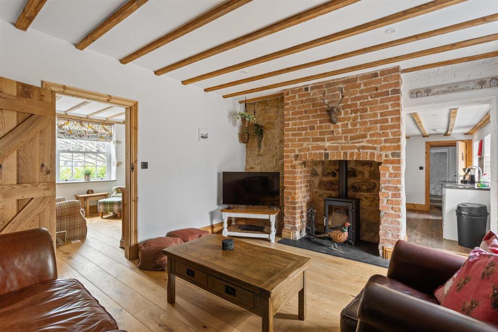 72 Westgate Pickering-08.jpg