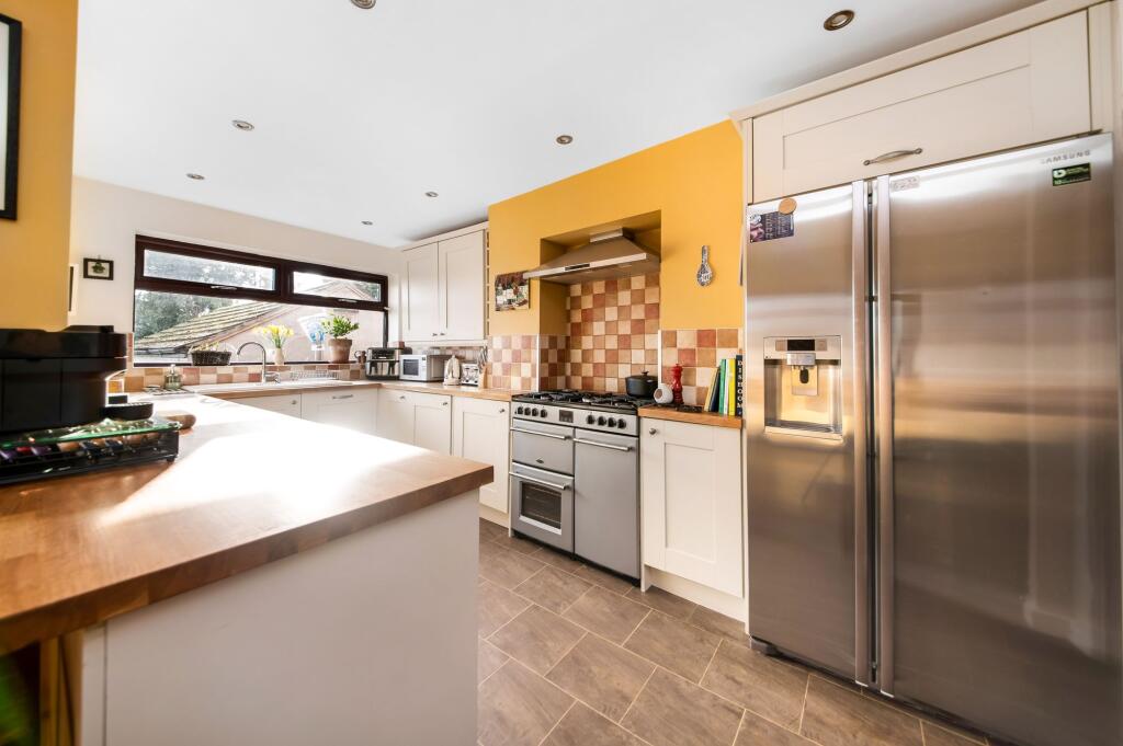 LIVING DINING KITCHEN