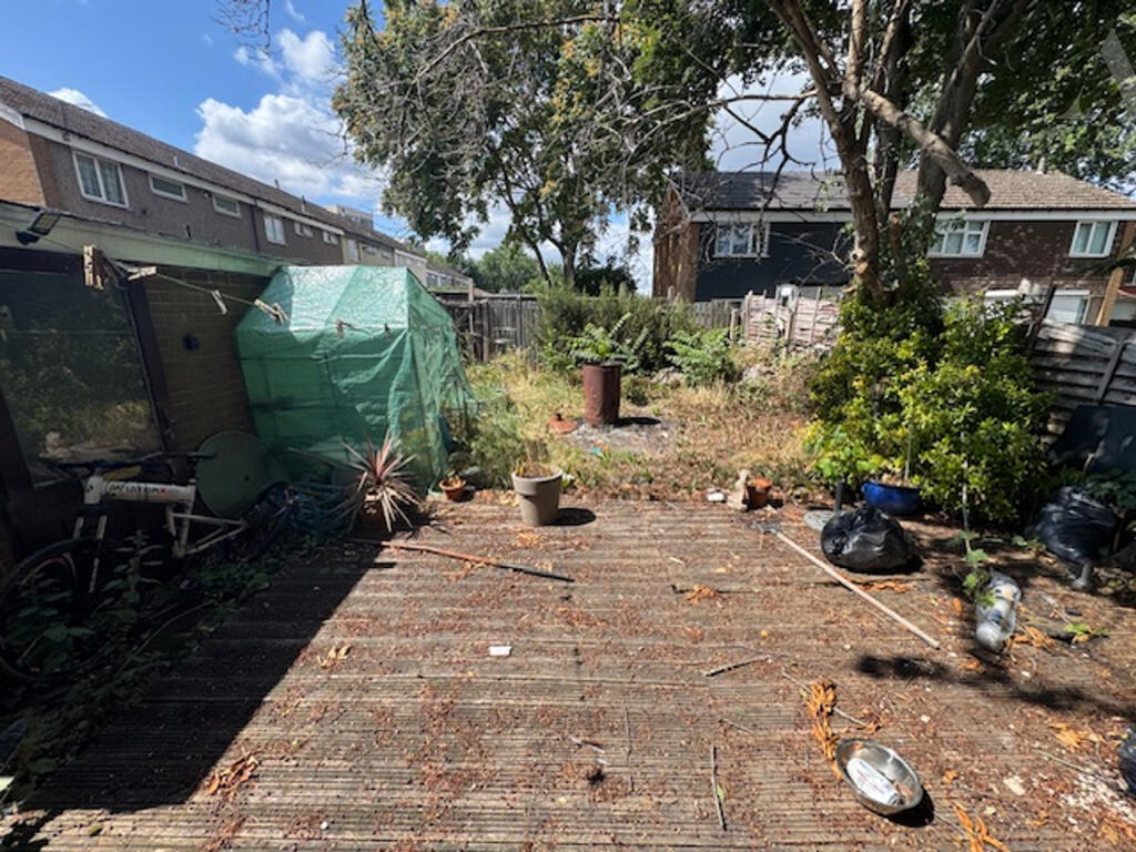 78 Cheltenham Drive Garden