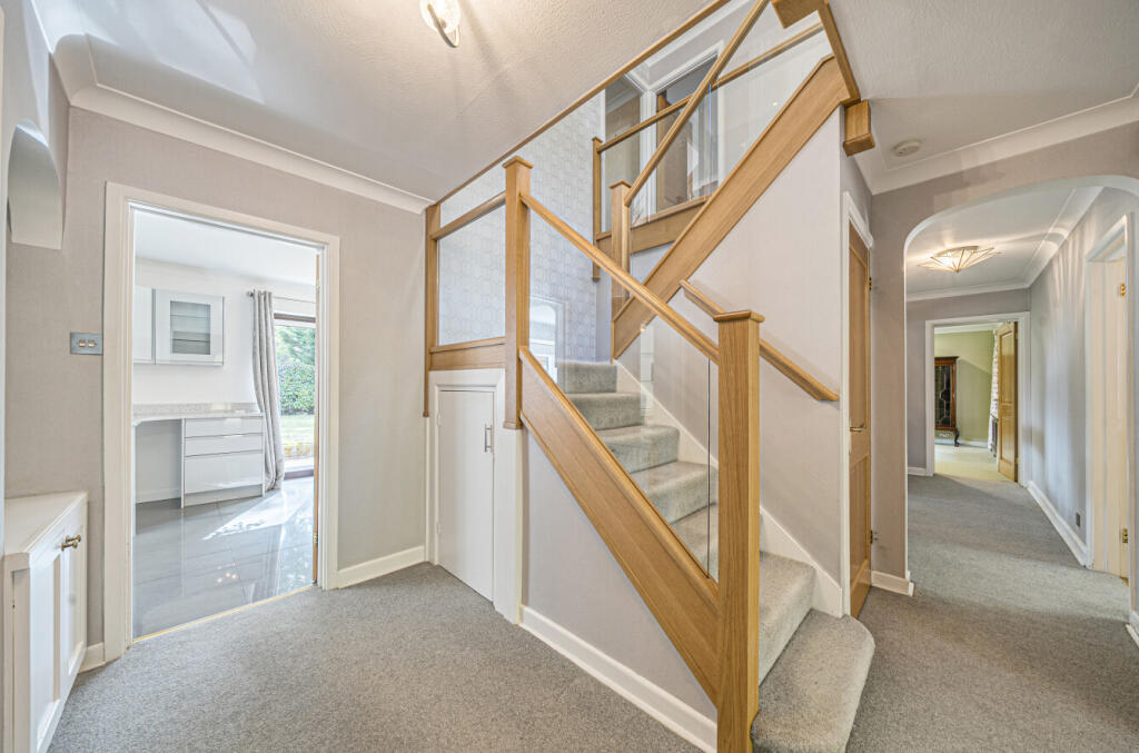 1353661-17-68c2da...