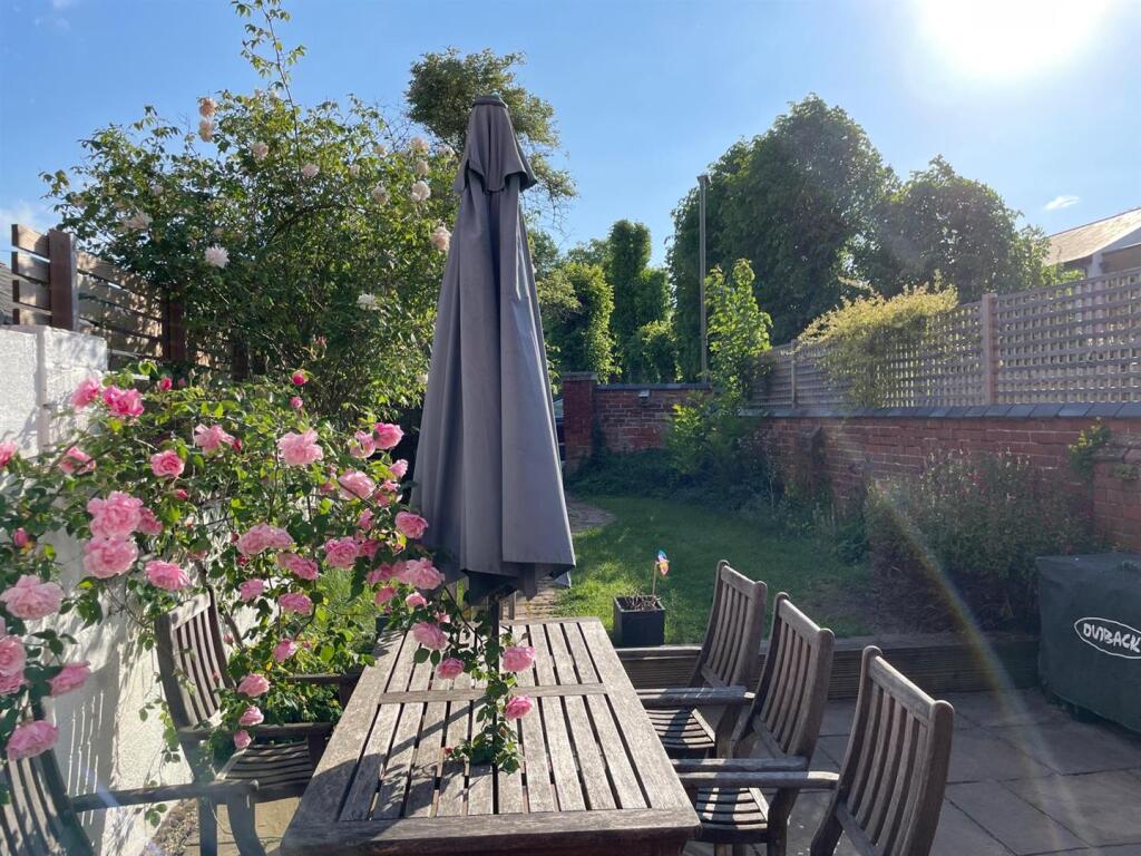 WhatsApp Image 2025-05-12 at 11.09.59.jpeg