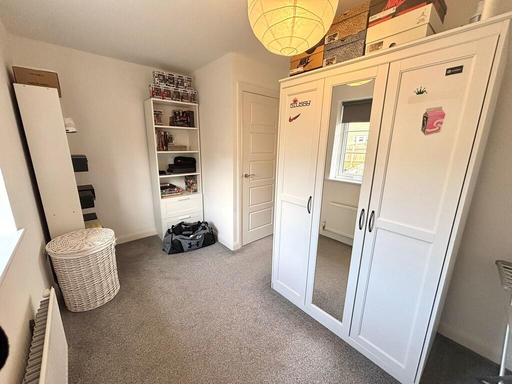 bedroom 2.
