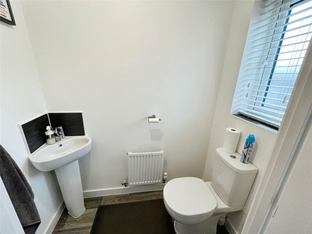 Down Stairs Wc