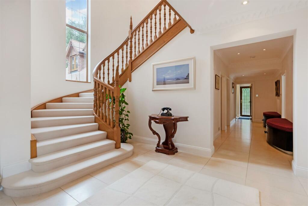 67370_3 Bury Road Poole (15).jpg