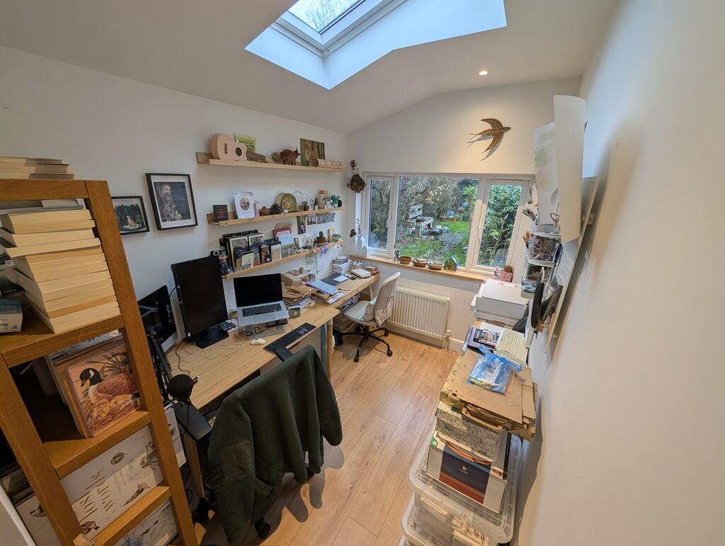 PXL_20251218_1302...