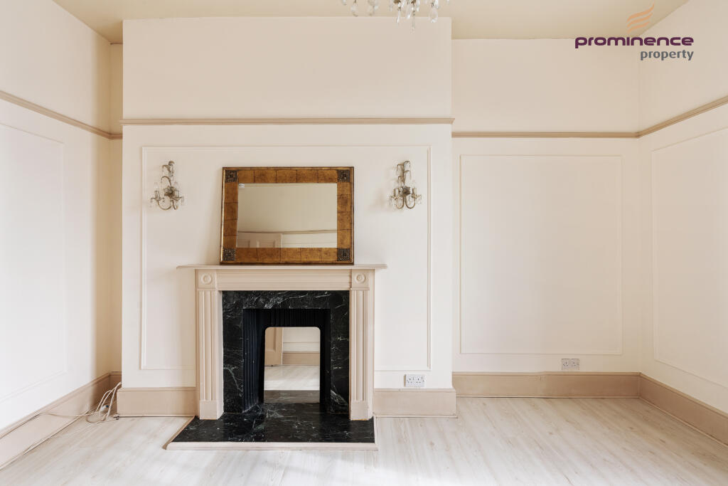 Flat 6, 26 Brunswick Square-4