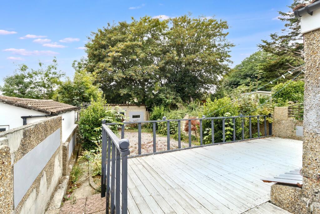 53 Fortescue Road, Poole, Dorset, BH12 2LH