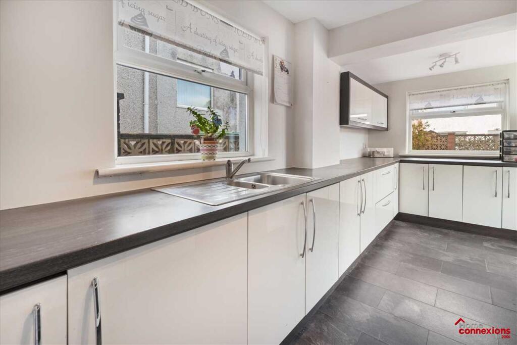 Kitchen (3)