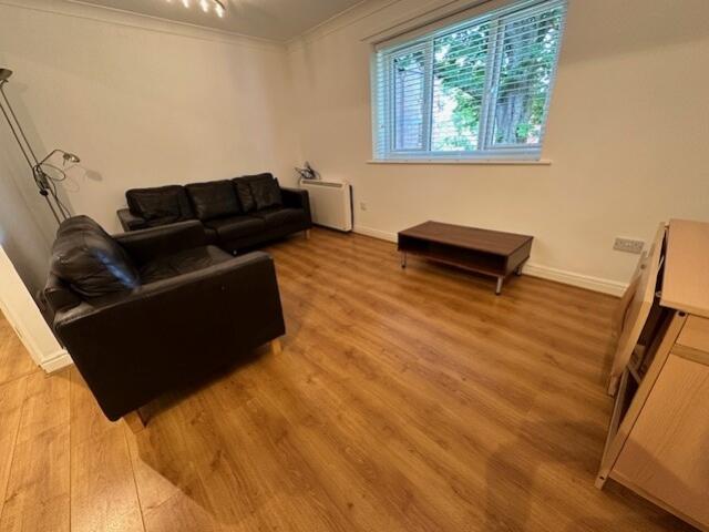 Lounge 3