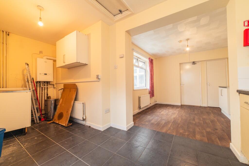 Call 02920 454555 to secure your viewing_7