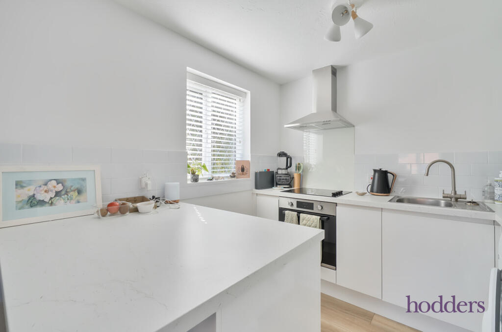 8e04fd6f-7a14-482...