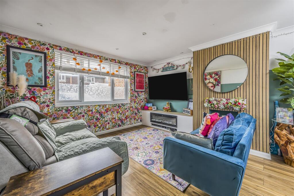 20 Reginald Road, Southsea-PorticoMarketing-SoldBy