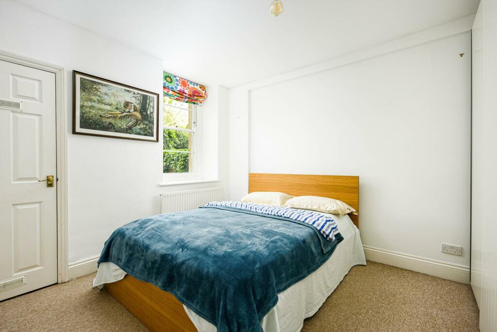 Bedroom2.jpg