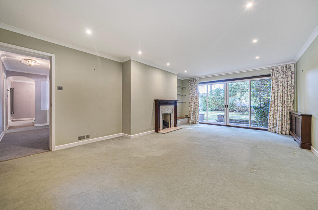 1353661-3-68c2d9f...