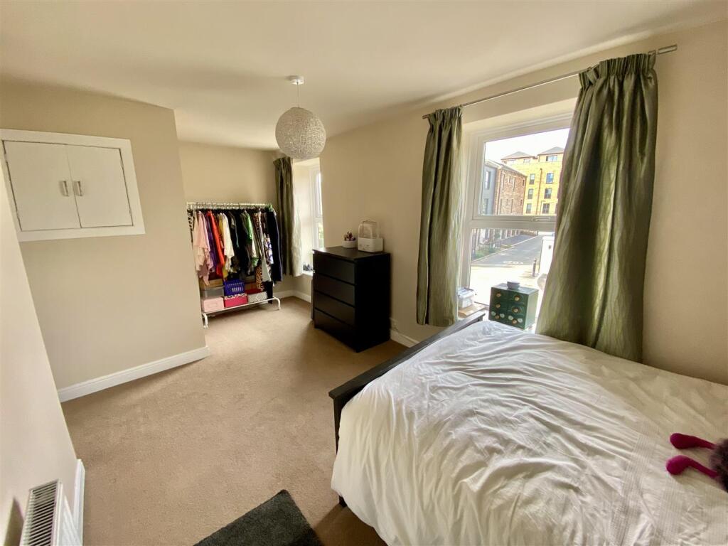 Bramleys Estate Agents - Station Road - Mirfield (