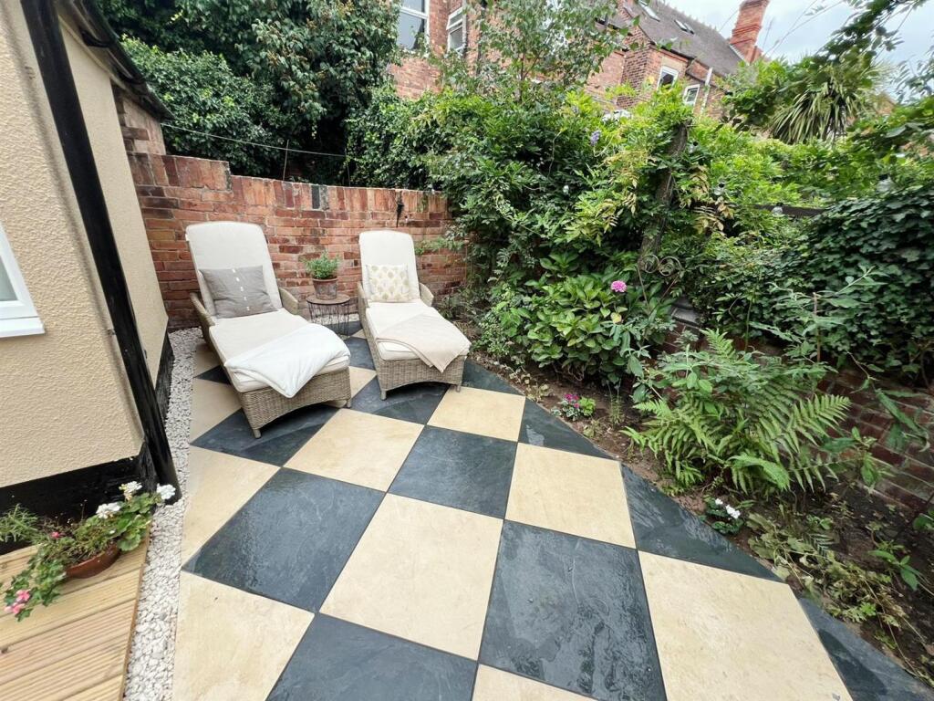 12 - CC - Patio.jpg