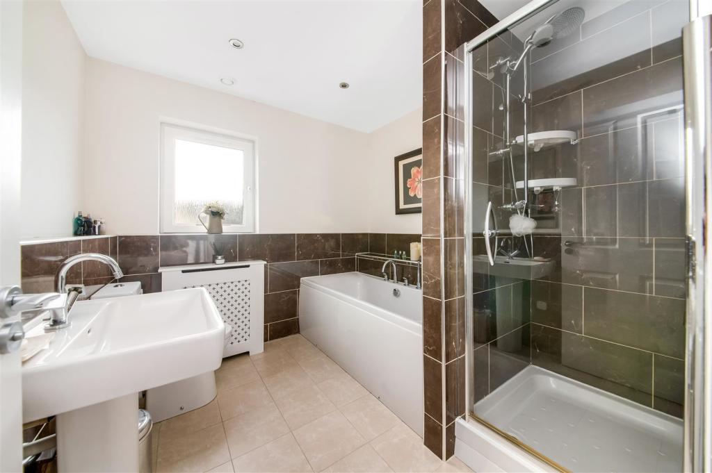 HOUSE BATHROOM