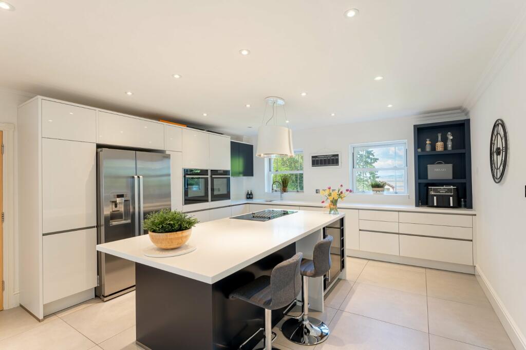 Kitchen/Breakfast