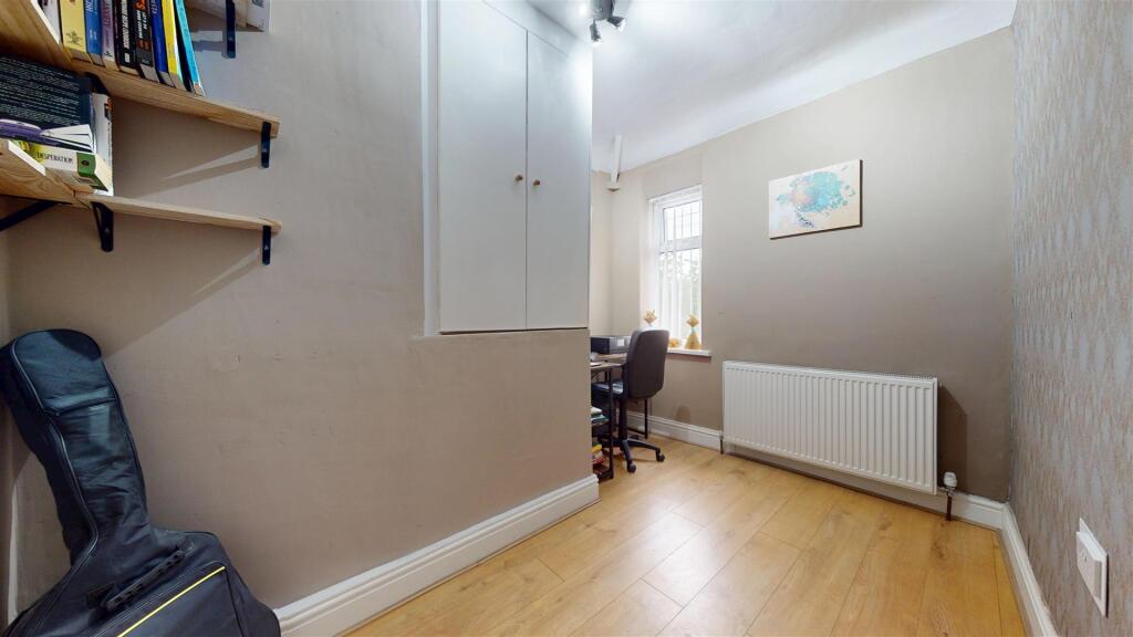 Richmond Avenue Bedroom