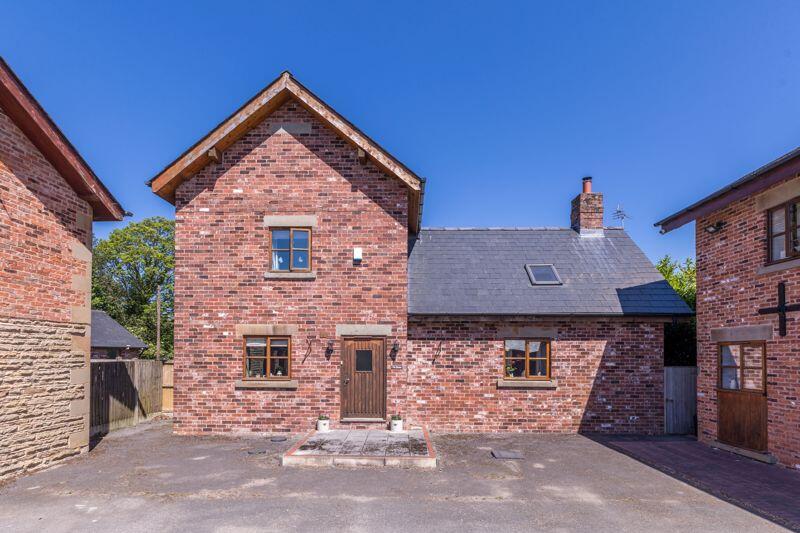 Courtyard aspect