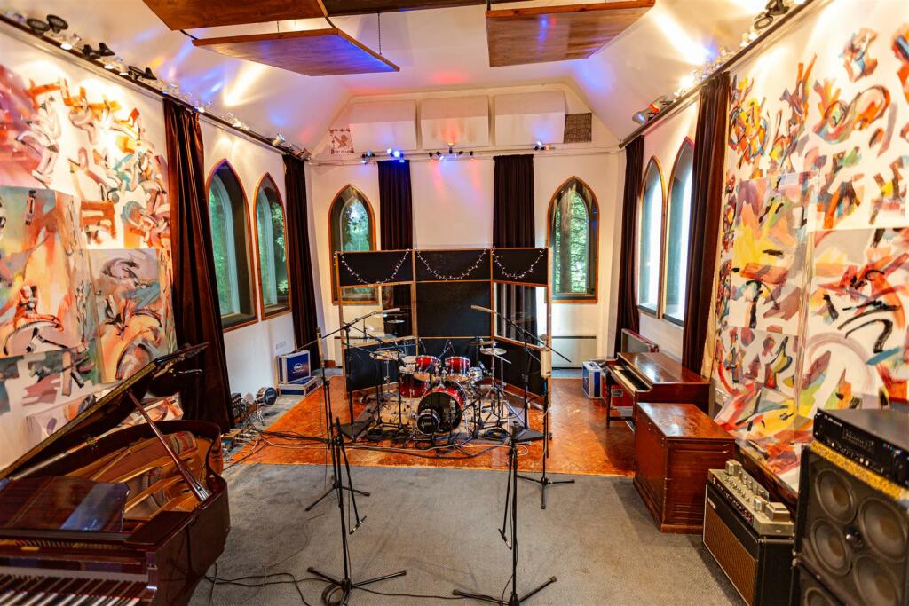 Live room&amp; kit